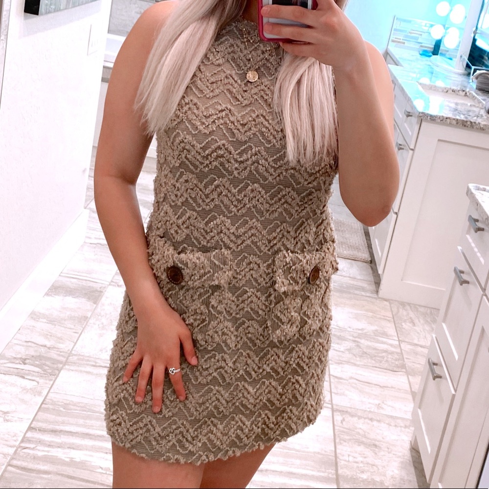 pocketed shift dress - Picture 5 of 5